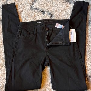 Old Navy Rockstar 24/7 Skinny Jeans